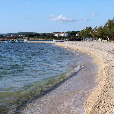 With Parking Space Biograd Na Moru, Biograd - 24355 شقة *
